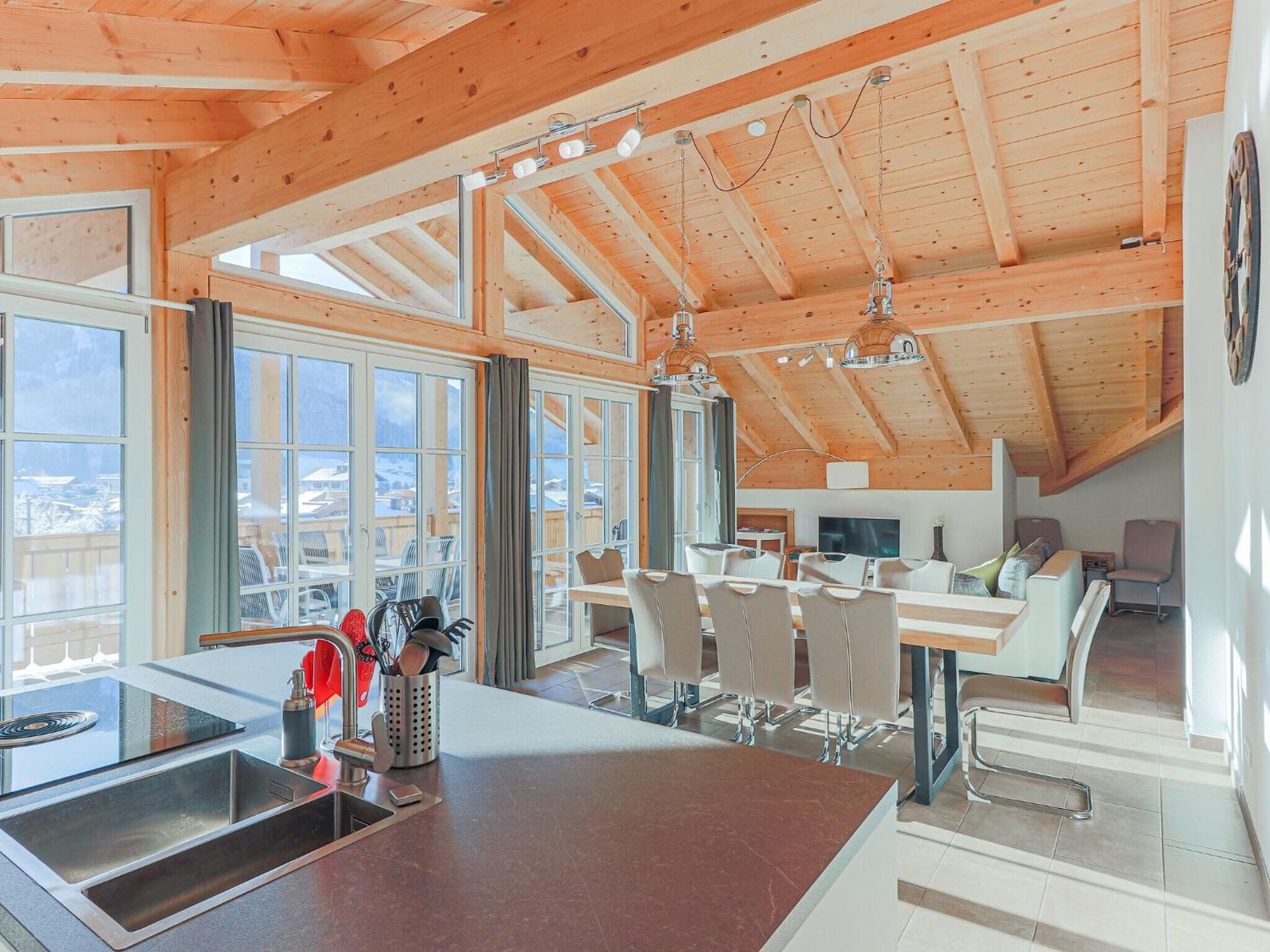 Apartamento Luxury Penthouse With Balcony Ski Storage Carport Lift Brixen im Thale Exterior foto